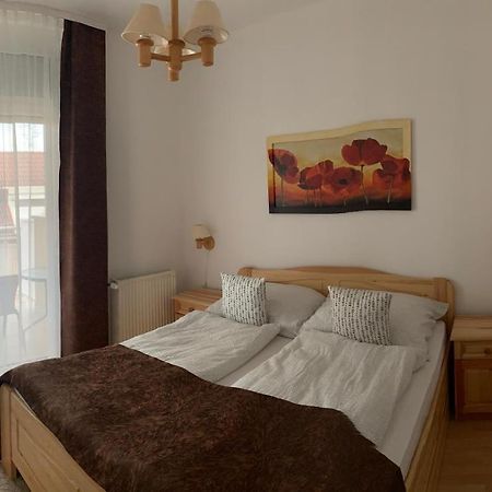 Konig Apartman Iii. Hévíz Eksteriør billede